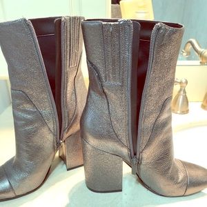 Kendall and Kylie Silver Ankle Boots- size 7